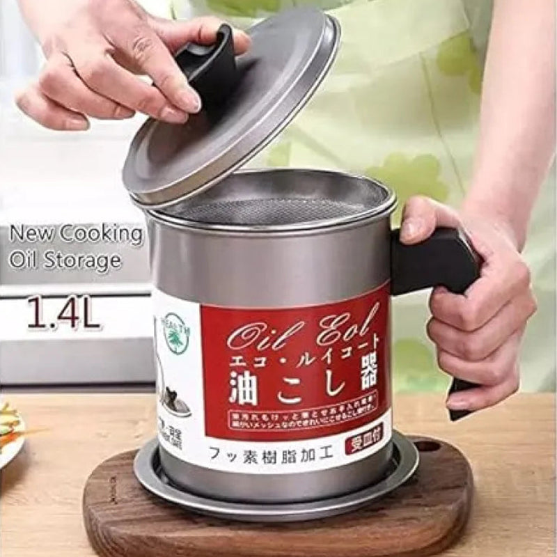 Kitchen Oil Storage Pot with Removable Fine Mesh Strainer